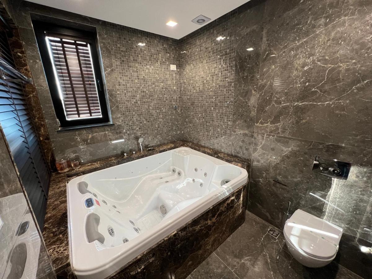 Hotel Golden Palace Shkodër Dış mekan fotoğraf