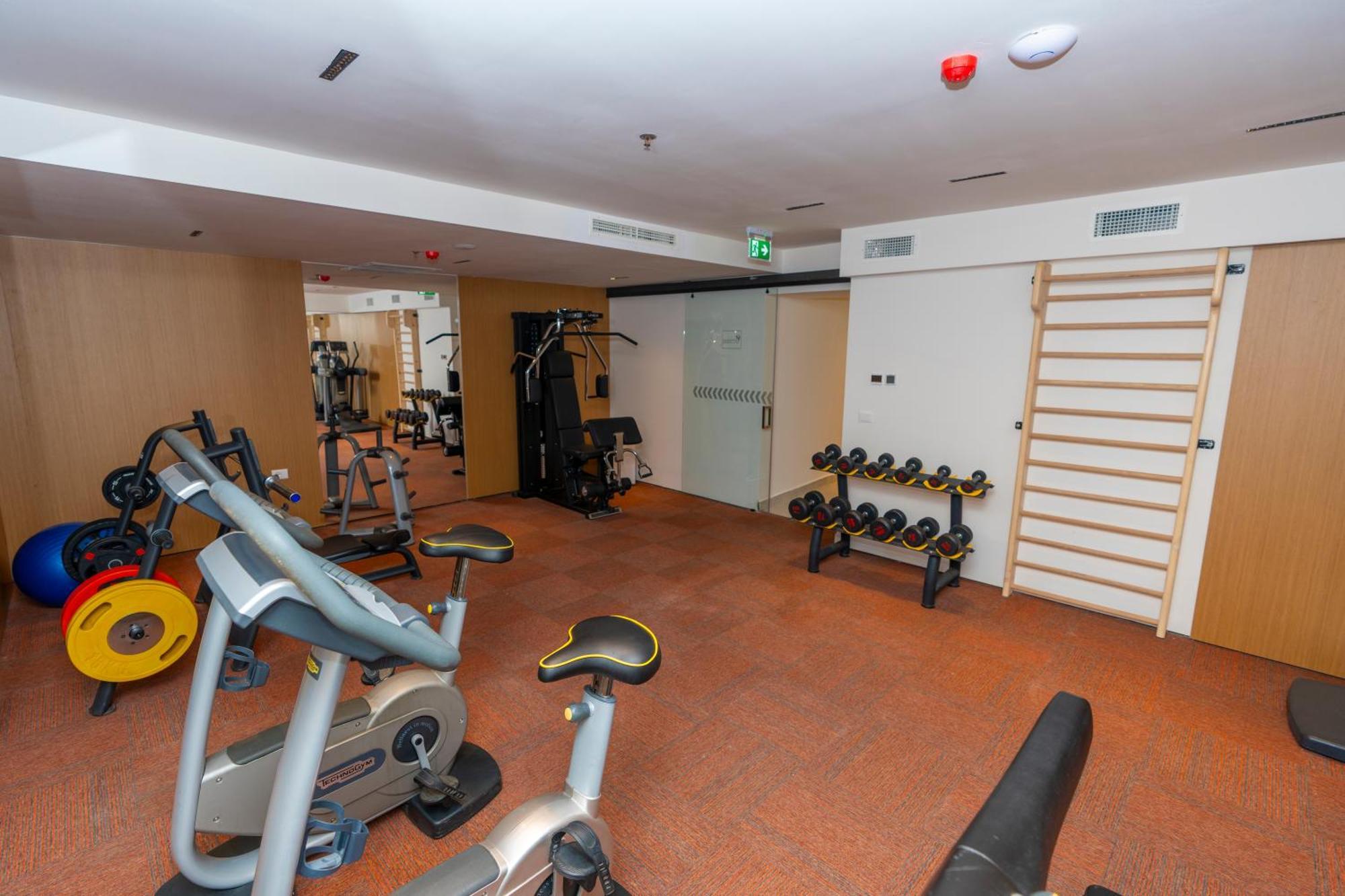 Hotel Golden Palace Shkodër Dış mekan fotoğraf